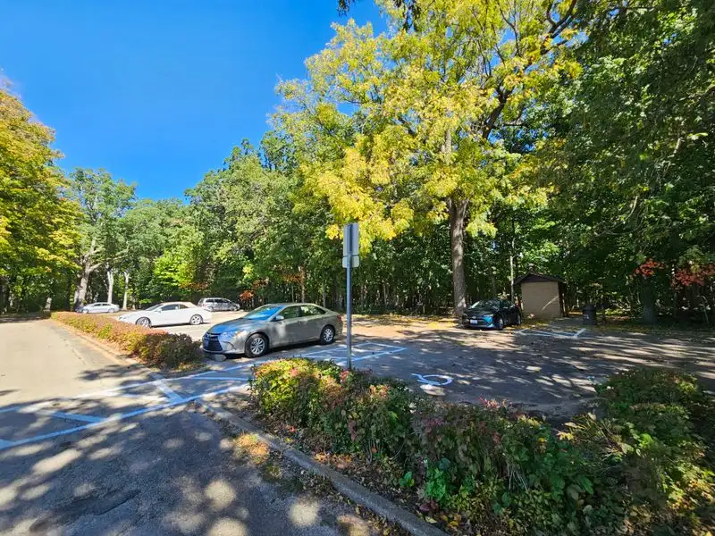 Accessibility and On-Site Amenities