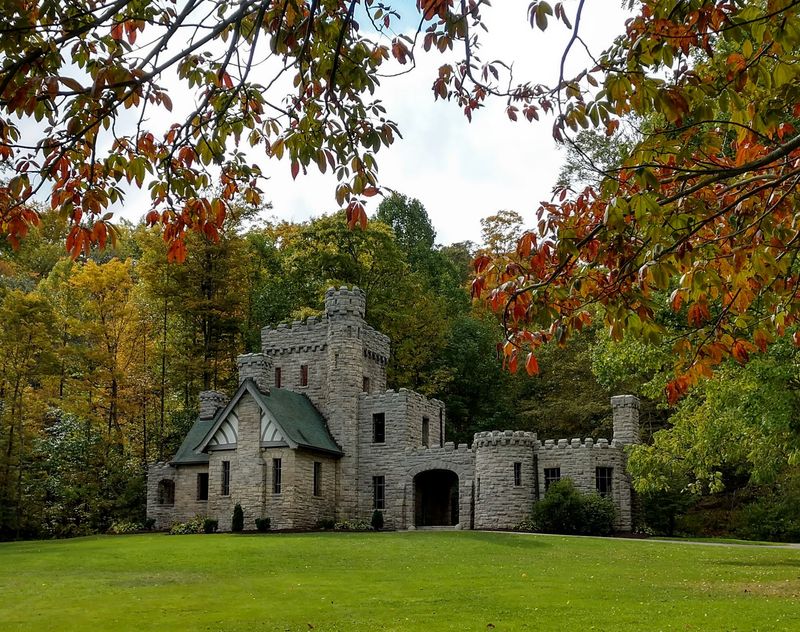 Squire&rsquo;s Castle &mdash; Willoughby Hills, OH