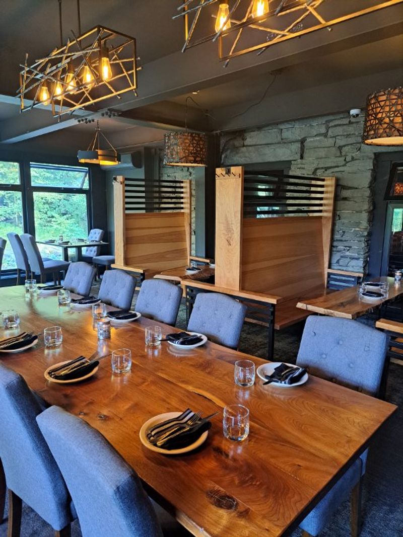 Special Occasions And Live Entertainment