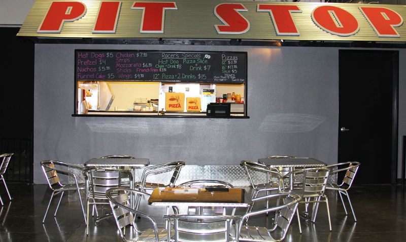 Food, facilities, and nearby conveniences