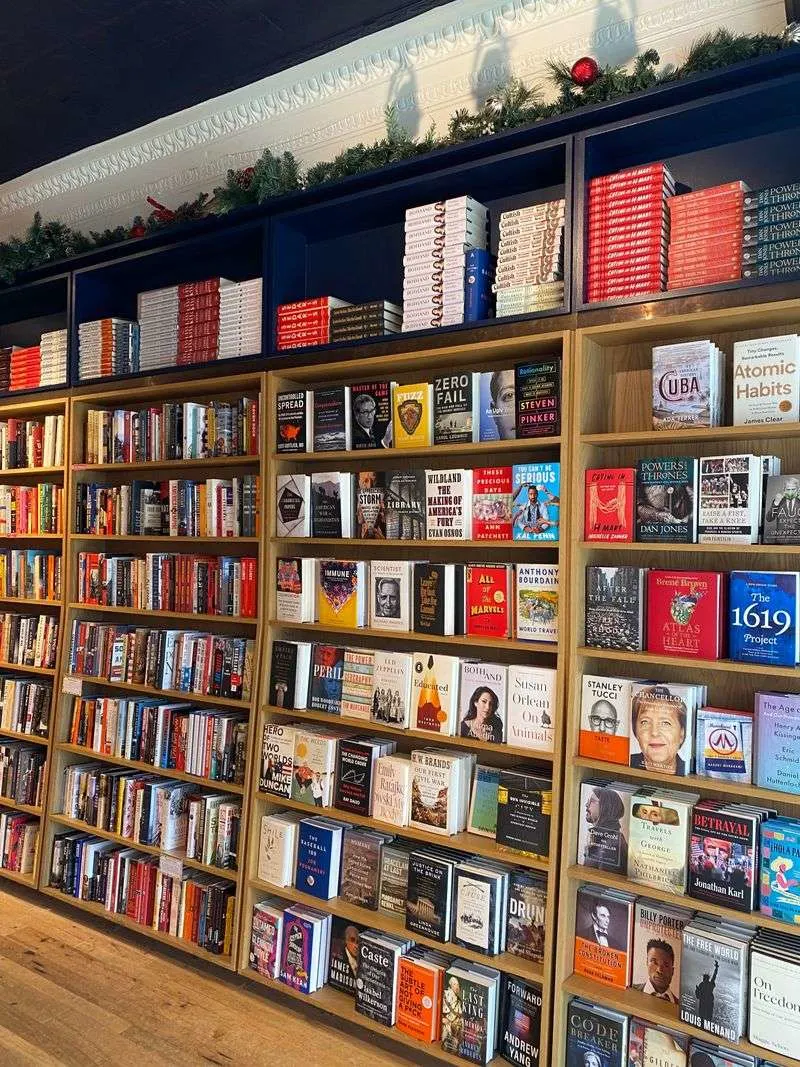 Kramers (Kramerbooks & Afterwords)