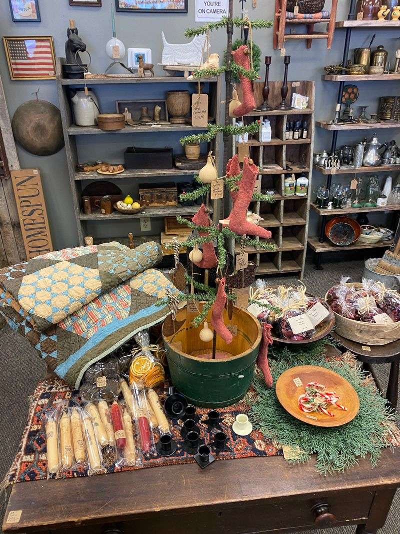 RIVER-CITY PICKERS &mdash; Decatur, AL