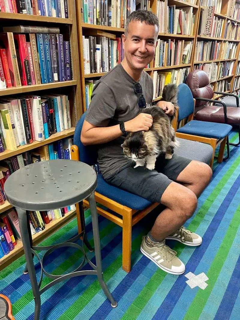 Cozy seating and unhurried pauses