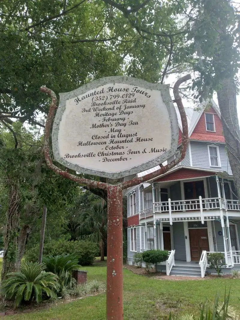 Nearby Stops To Extend Your Visit