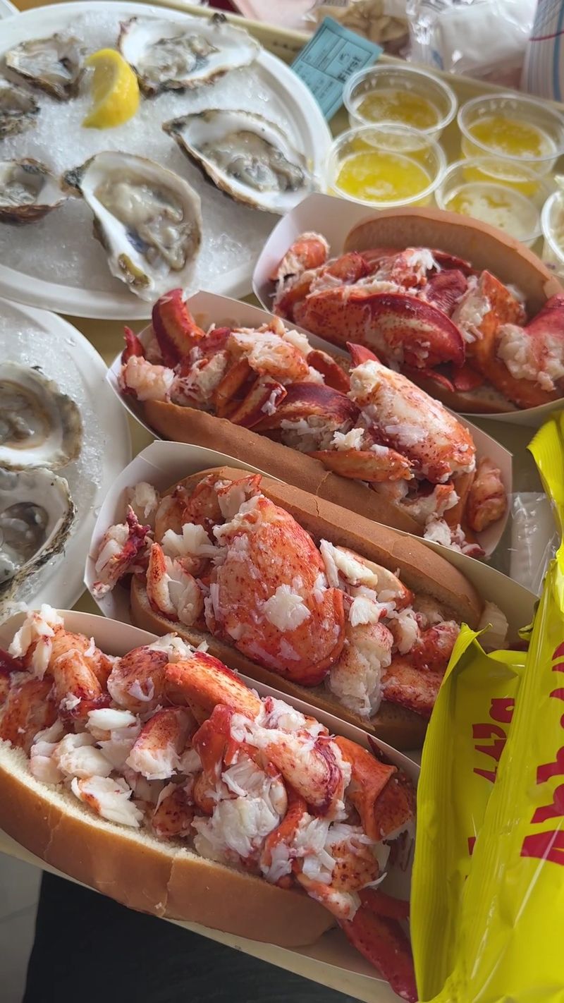 Connecticut &ndash; Abbott&rsquo;s Lobster (Noank)