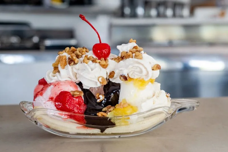 Four Seas Ice Cream — Centerville