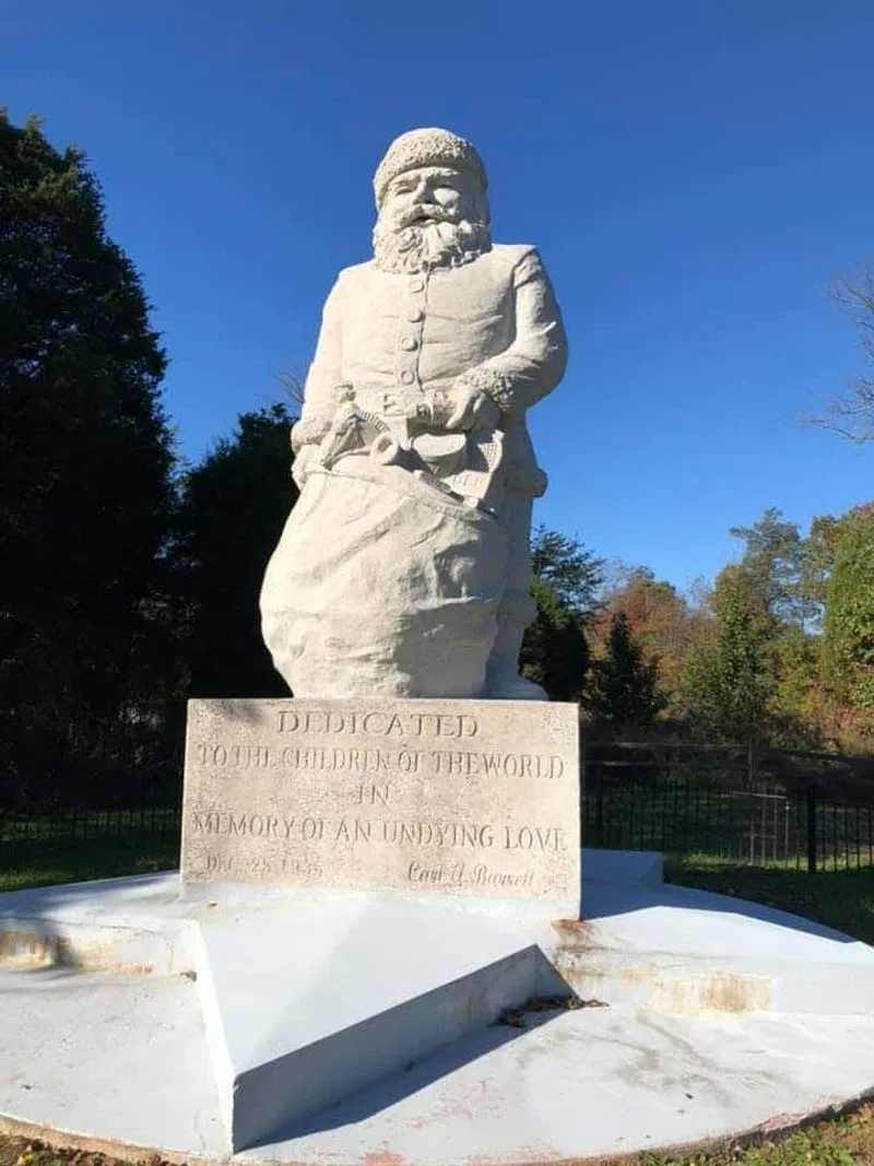 Santa Claus Post Office and Giant Santa Statue