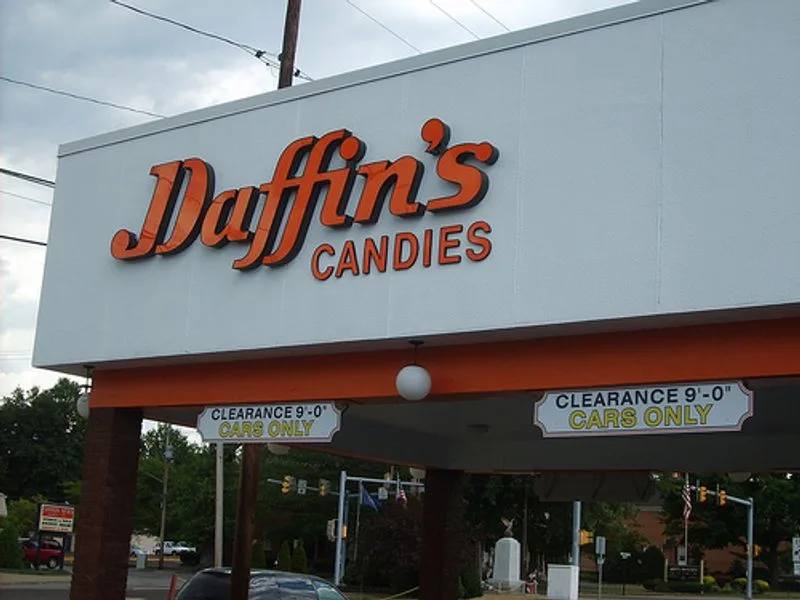 Daffin's Candies (Sharon)