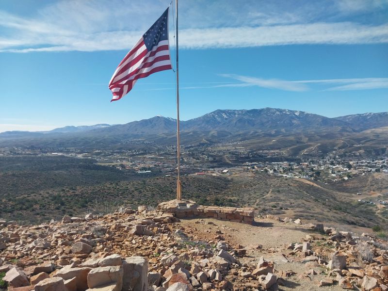 Round Mountain Park Loop Trails