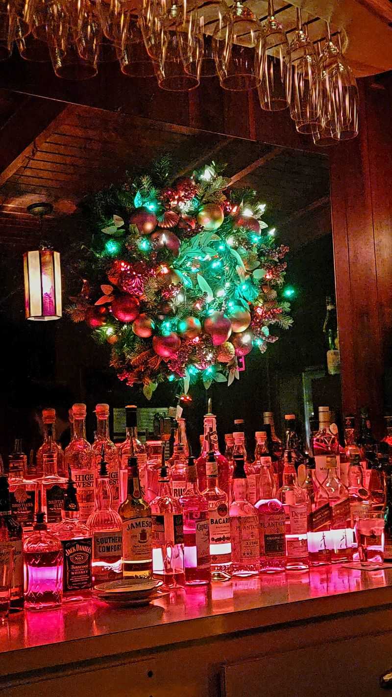 Cocktails, wine, and bar culture