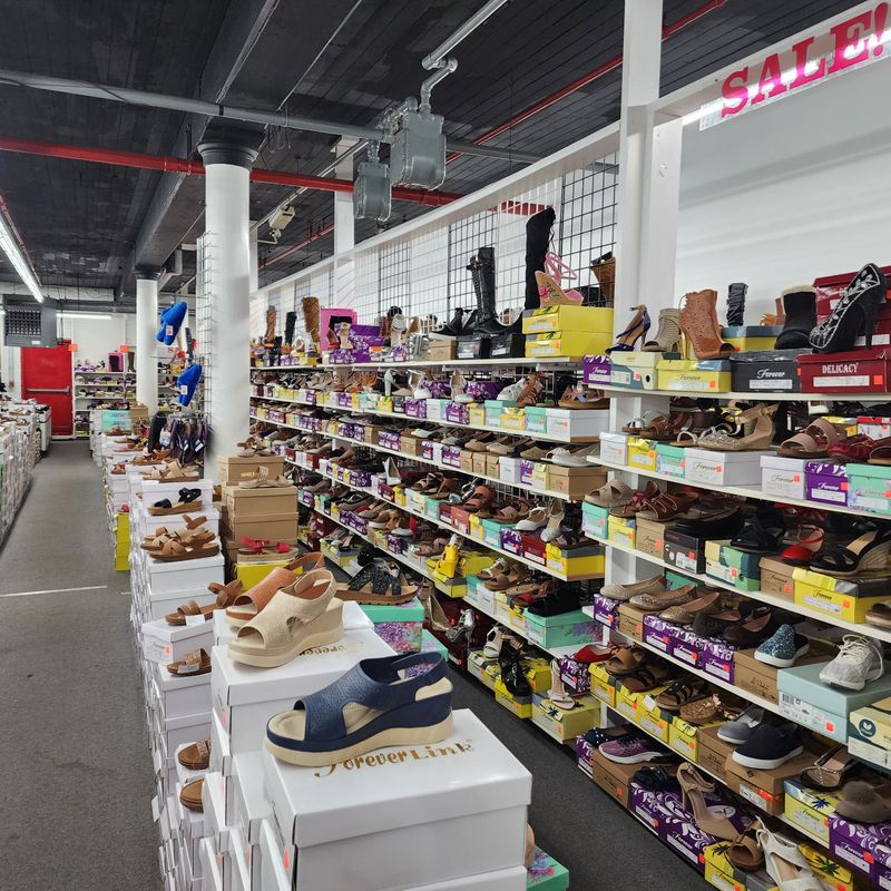 Big Top Flea Market &mdash; Providence