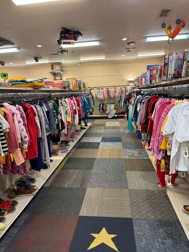 Millie's Thrift Store &ndash; Lafayette