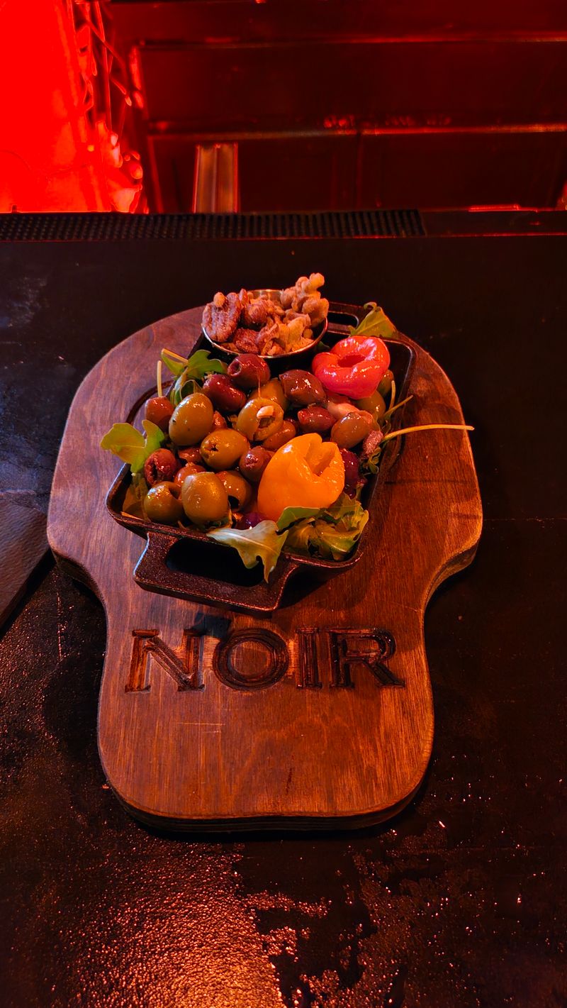 Dietary Accommodations and Vegan-Friendly Choices