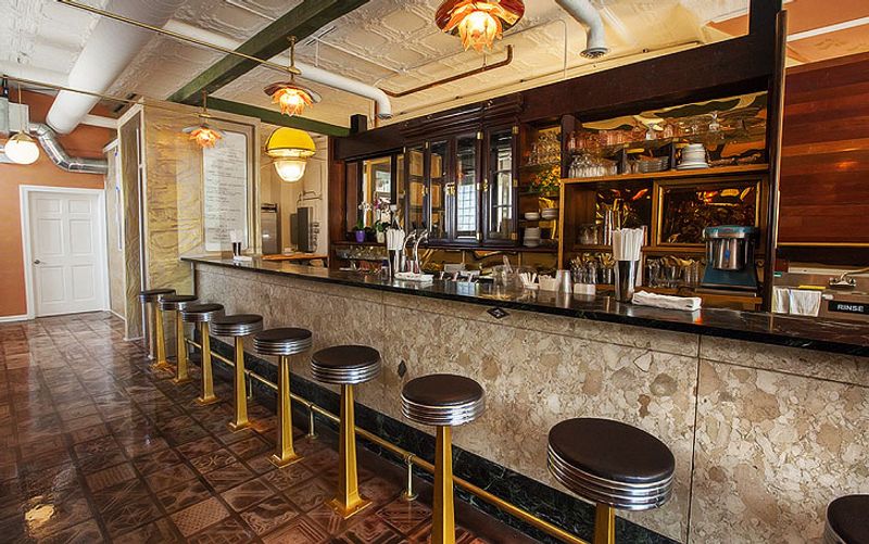 Spinning J Soda Fountain &mdash; Chicago, Illinois