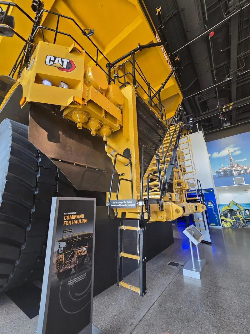 Peoria Riverfront & Caterpillar Visitors Center