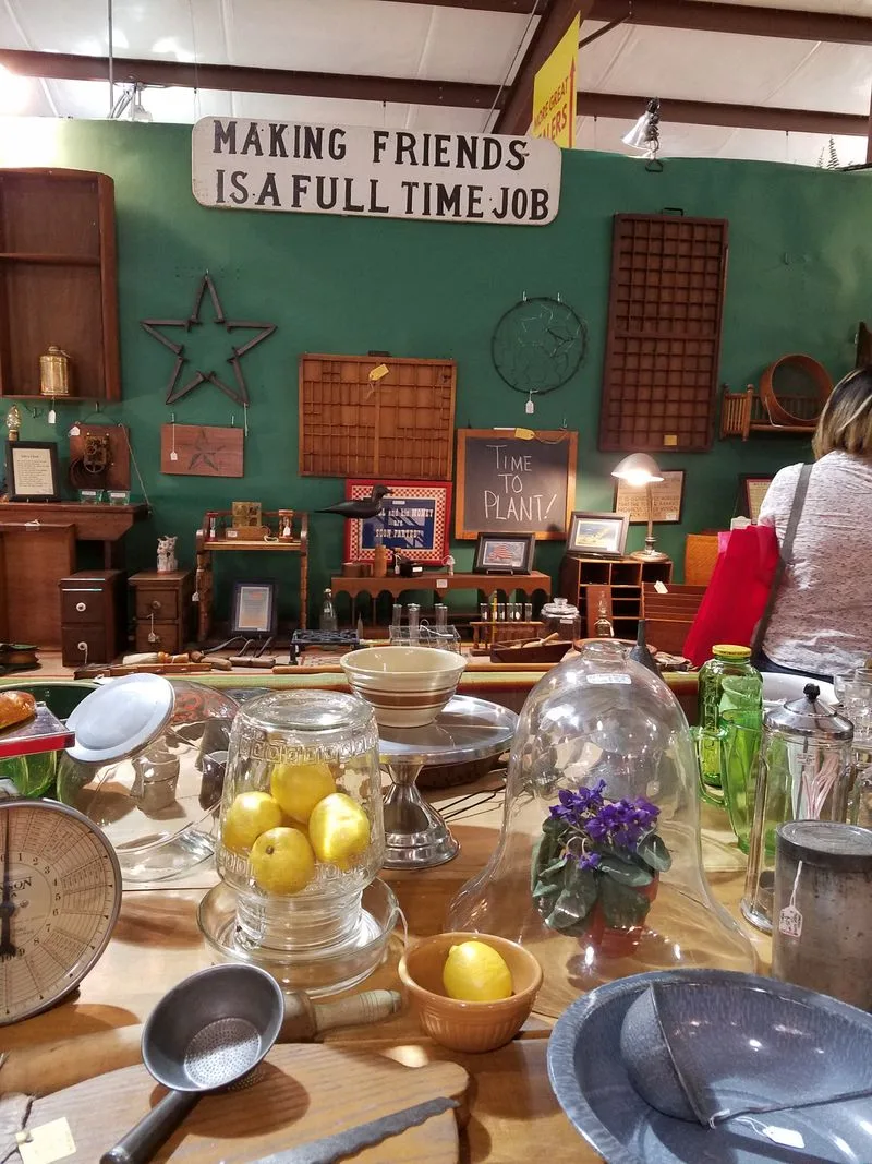 Food Breaks and Local Flavor