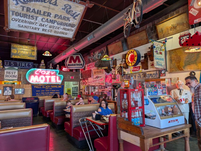 BBQ Favorites And The Oinker