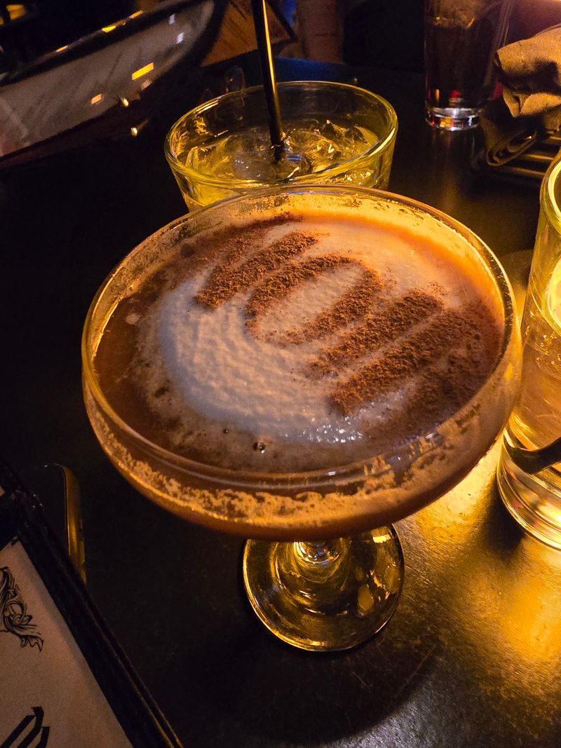 Mocktails, Non-Alcoholic Options, and Butter Beer