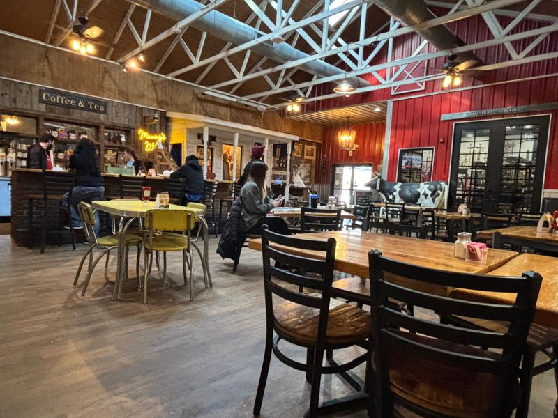 Cultural and Culinary Experiences