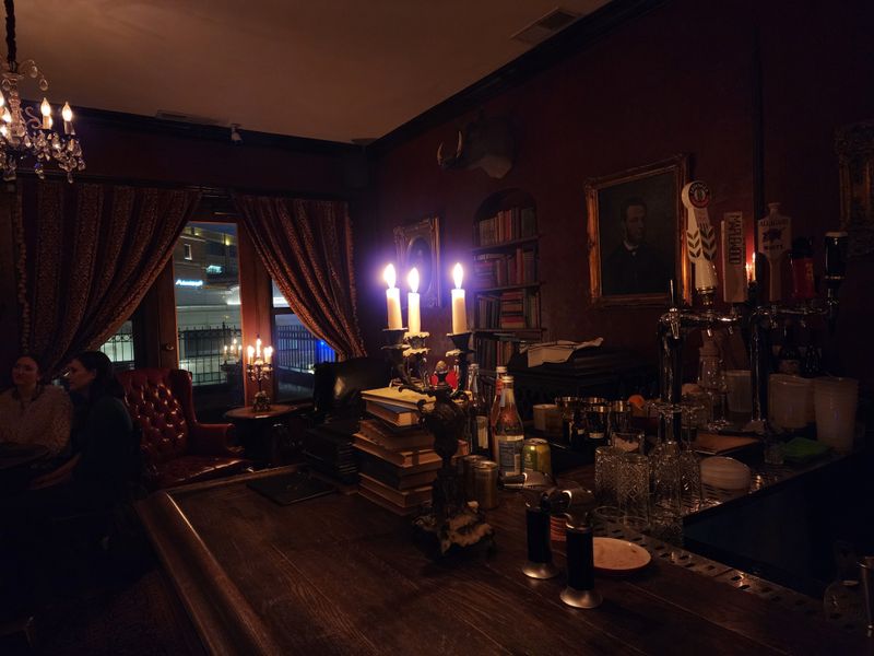 Choosing your room: bar, library, or alcove