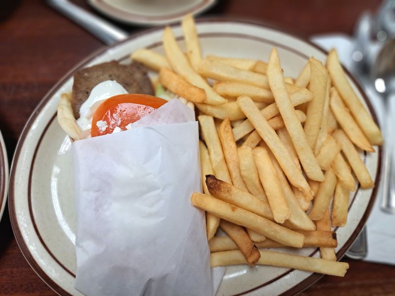 Daily specials and American comfort