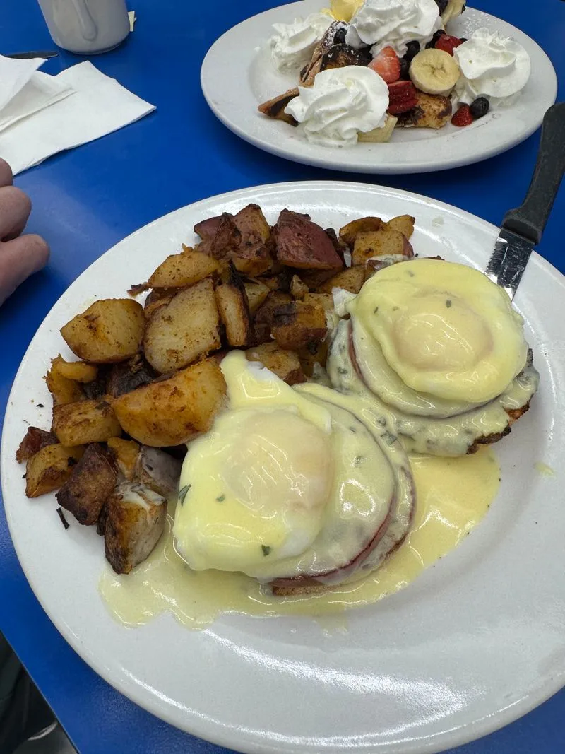 Eggs Benedict, Quick and Classic