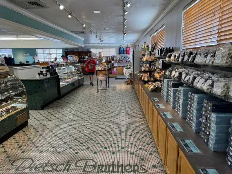 Service, speed, and how the line works