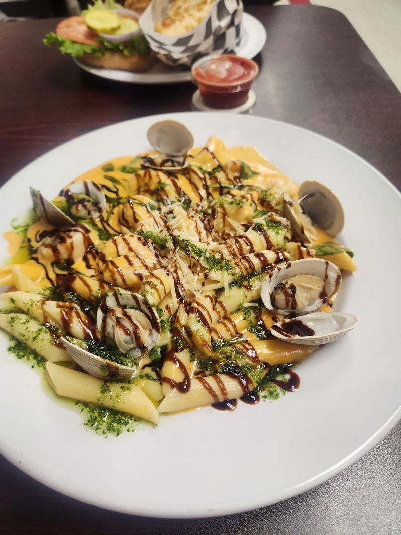 Clam Culture and Local Seafood