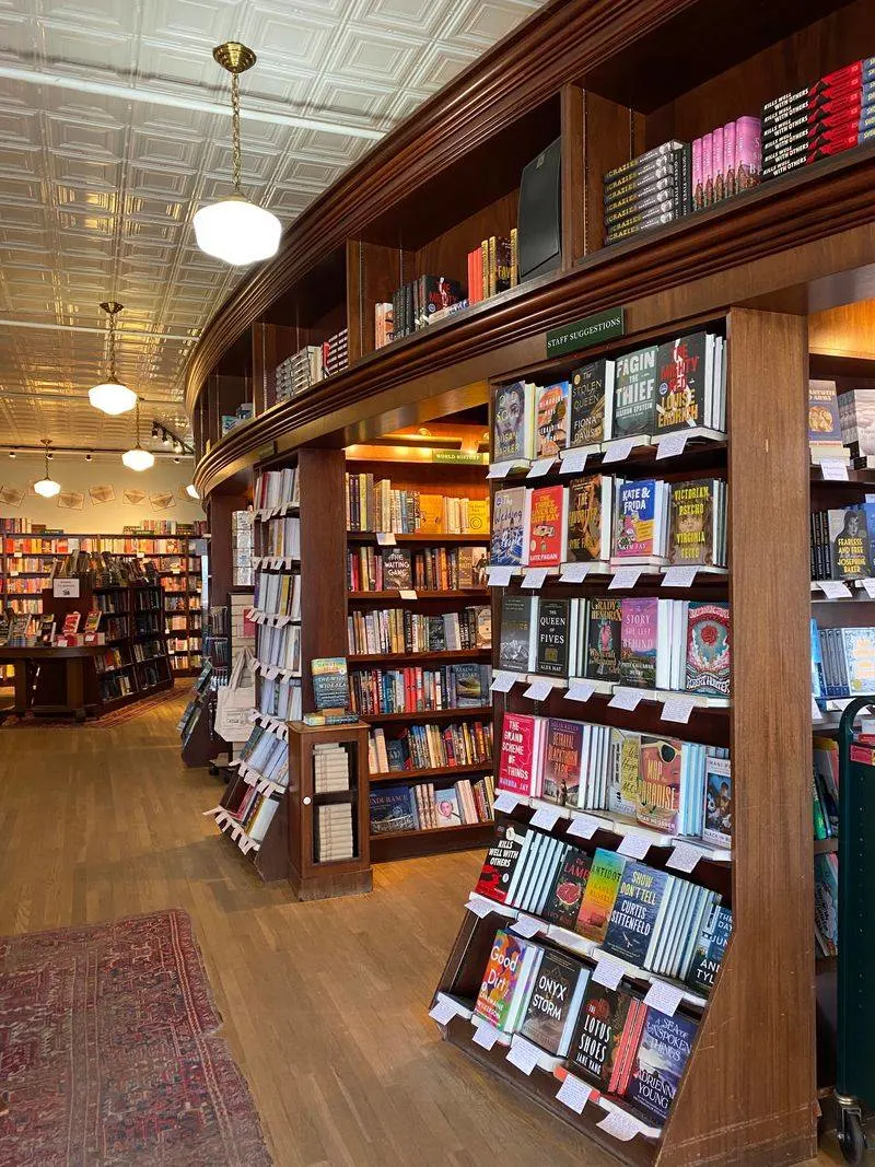 R.J. Julia Booksellers (Madison, Connecticut)