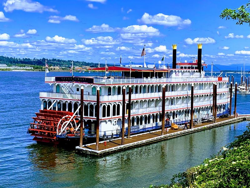 Ohio River Cruise &ndash; Louisville to Pittsburgh (American Cruise Lines)