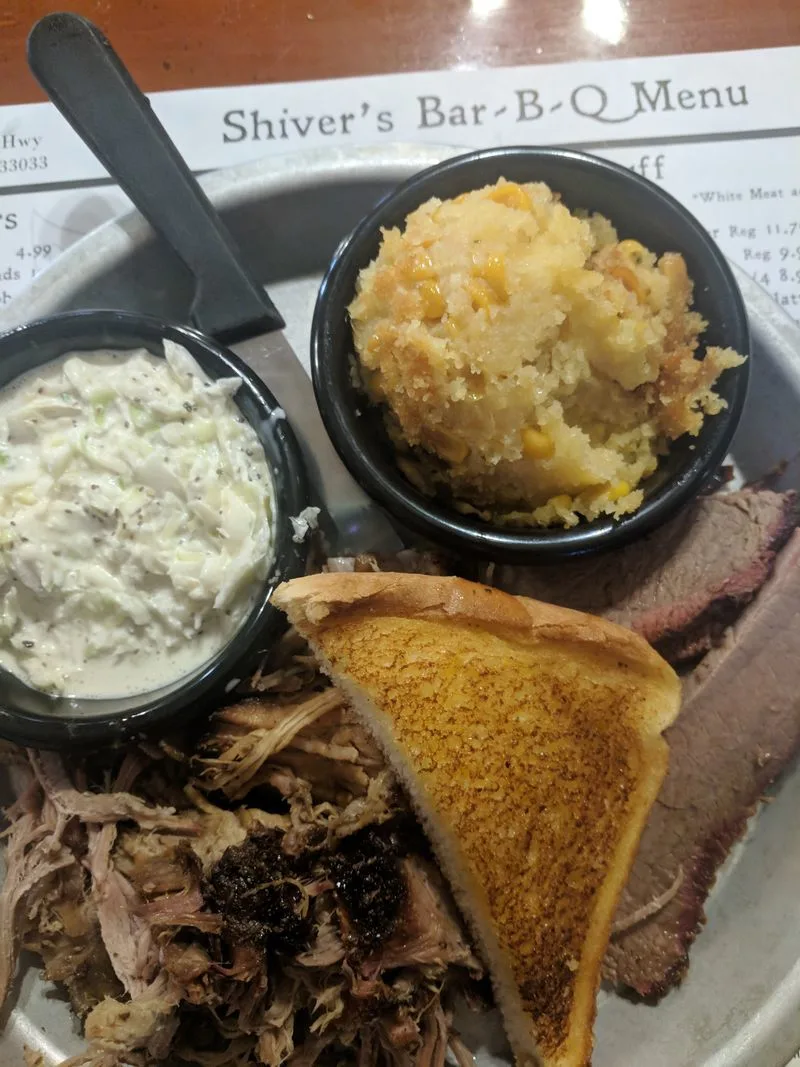 Pulled Pork Sandwich With Slaw