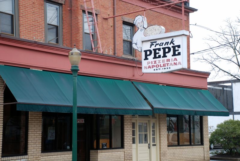 Founding story and the birth of New Haven apizza