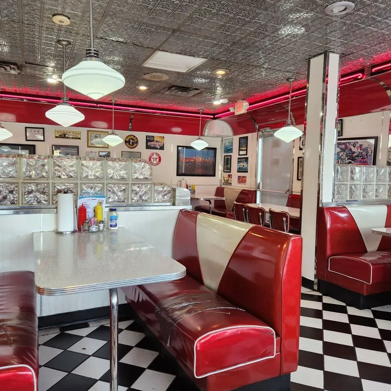 THE DINER - Sevierville