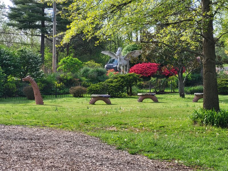 Picnic Nooks and Shady Spots