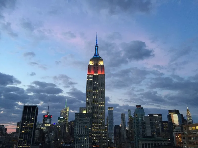 230 Fifth (New York City, NY)