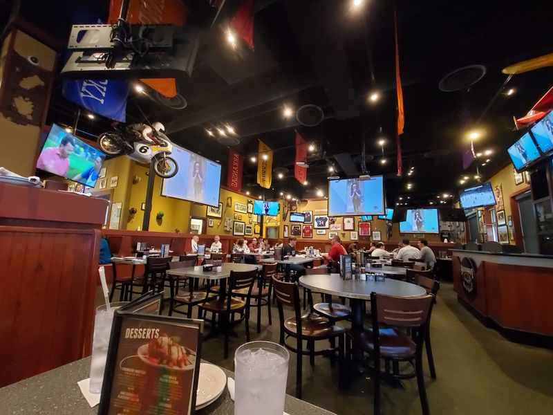 Baumhower&rsquo;s Victory Grille, Birmingham, Alabama