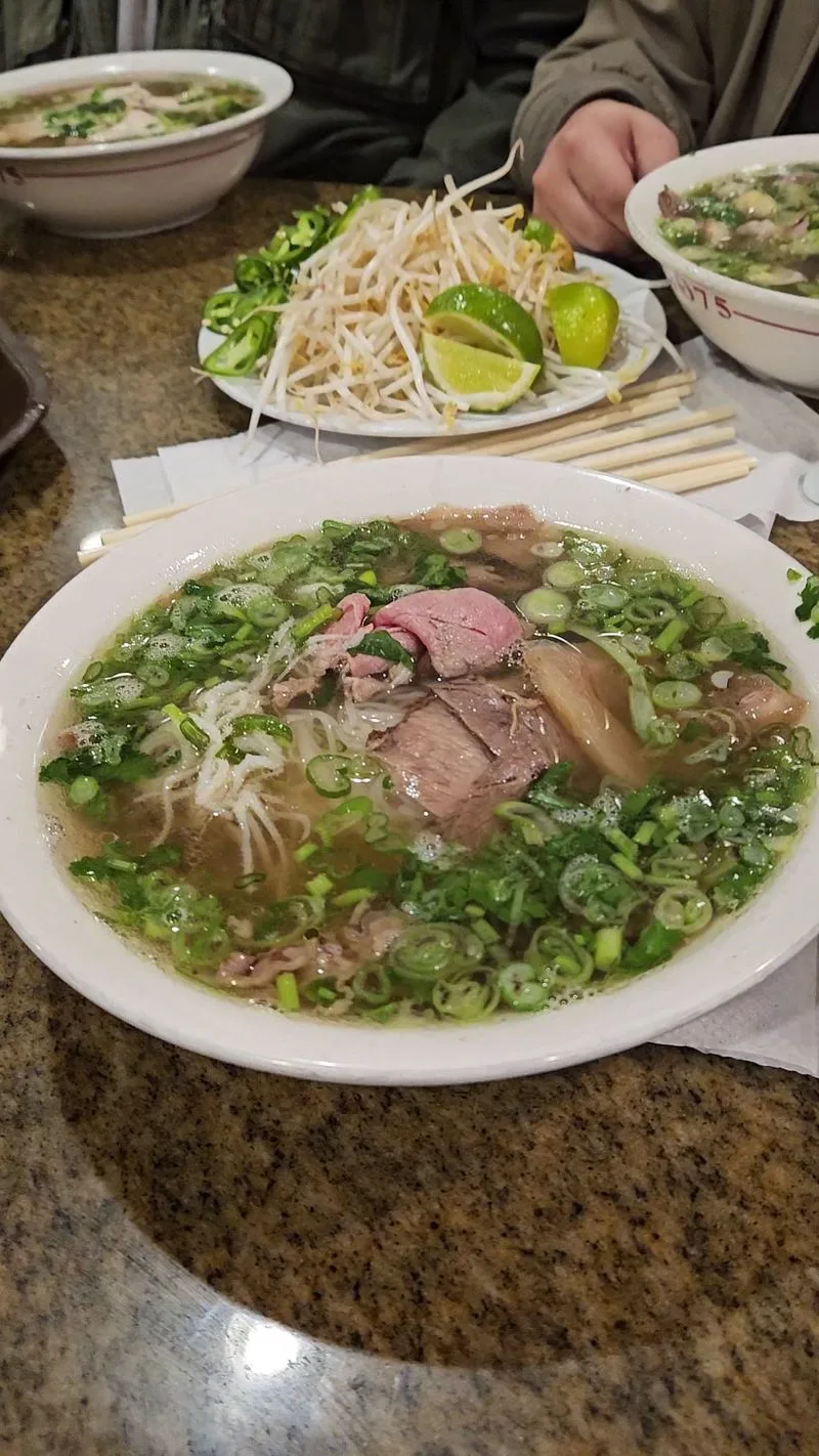 Pho 75 (Washington, DC)