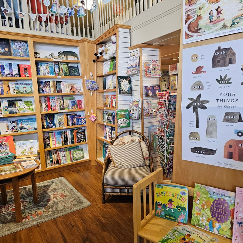 Beach Books — Seaside, OR