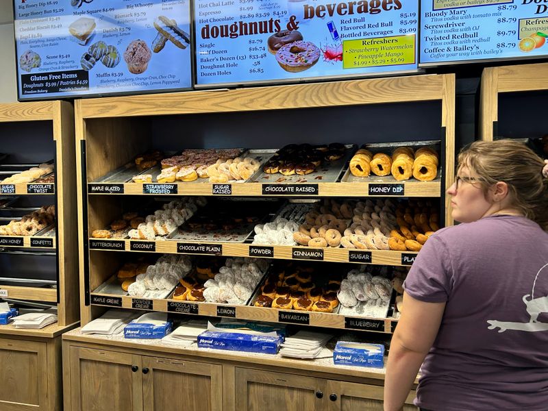 Congdon's Doughnuts — Wells, ME