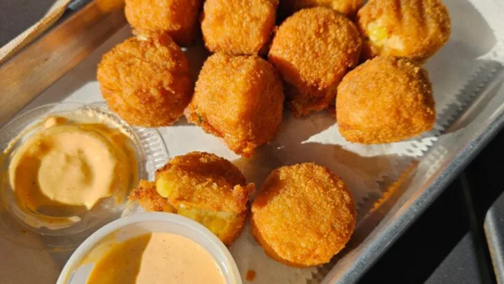 The Gator Nuggets at This Florida Restaurant Are What Everyone Comes For