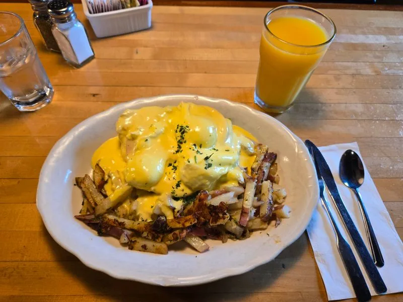 Eggs Benedict, Your Way