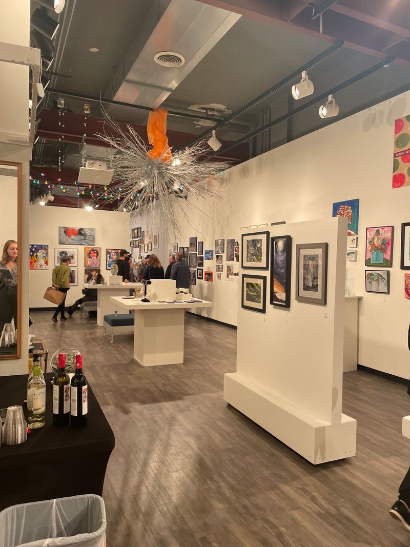 The Detroit Artists Market