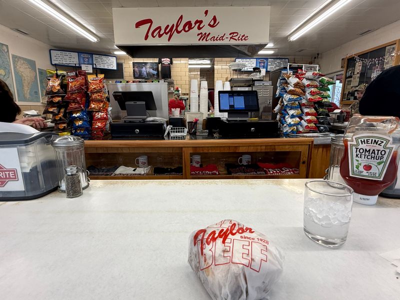 Counter Service And Nostalgic Vibes