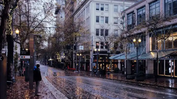 The Pacific Northwest&rsquo;s best towns for anyone who wants rain, coffee, and mountains