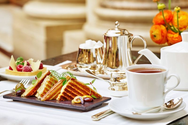 Palace Hotel &mdash; Garden Court Afternoon Tea (San Francisco, CA)