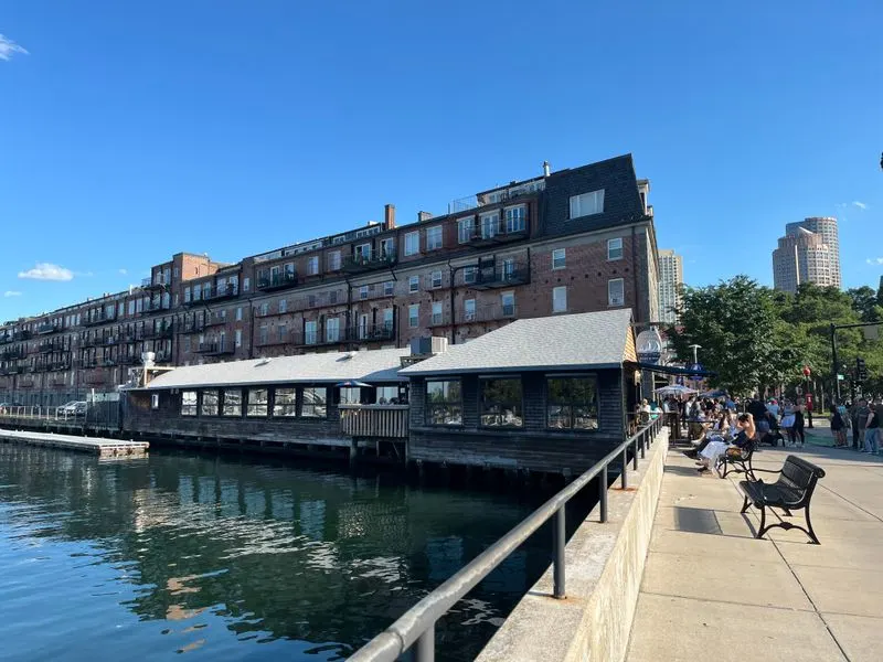 Harbor Views, Cozy Vibes