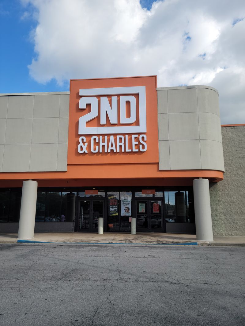 2nd & Charles – Hoover / Birmingham Area
