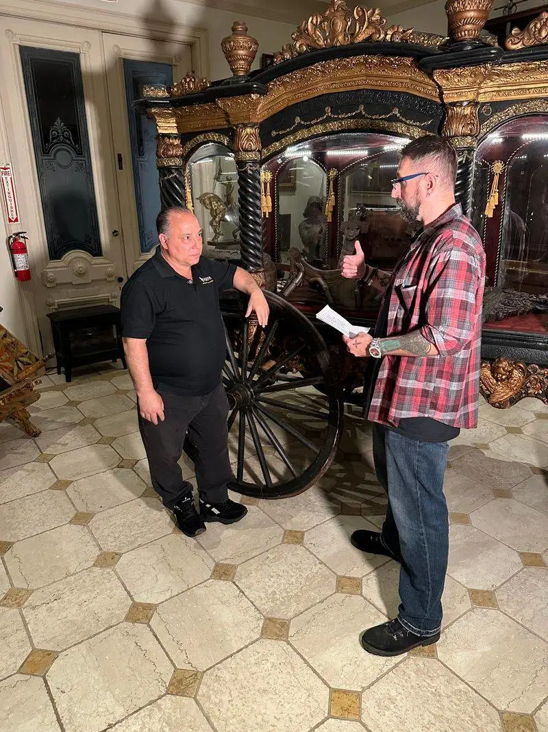 The Cleansing Room: Night Flashlight Tour Experience