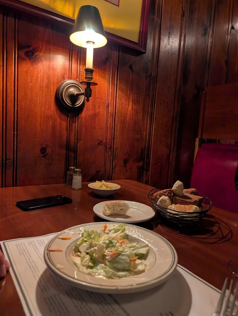 Atmosphere: Low Light, High Charm