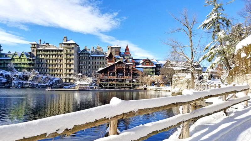 Mohonk Mountain House &mdash; Afternoon Tea and Cookies (New Paltz, NY)
